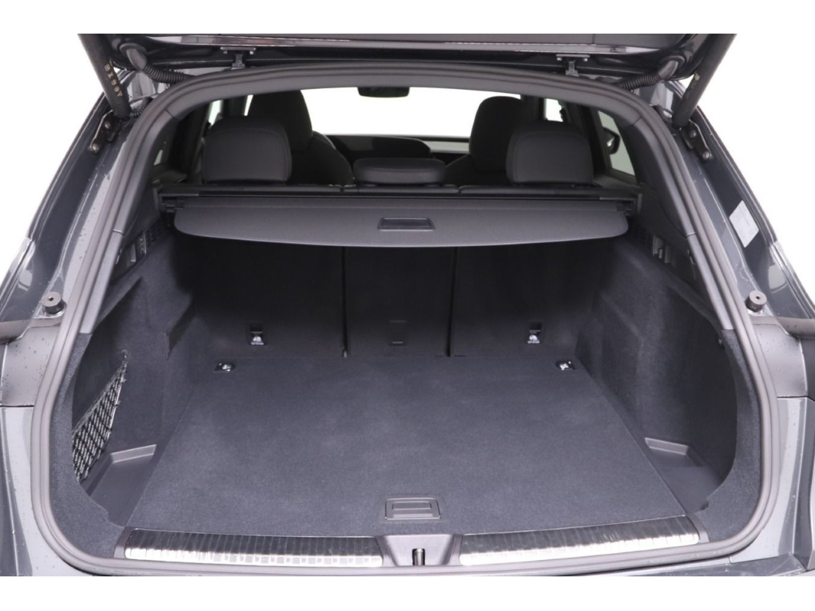 Audi - SQ5_16