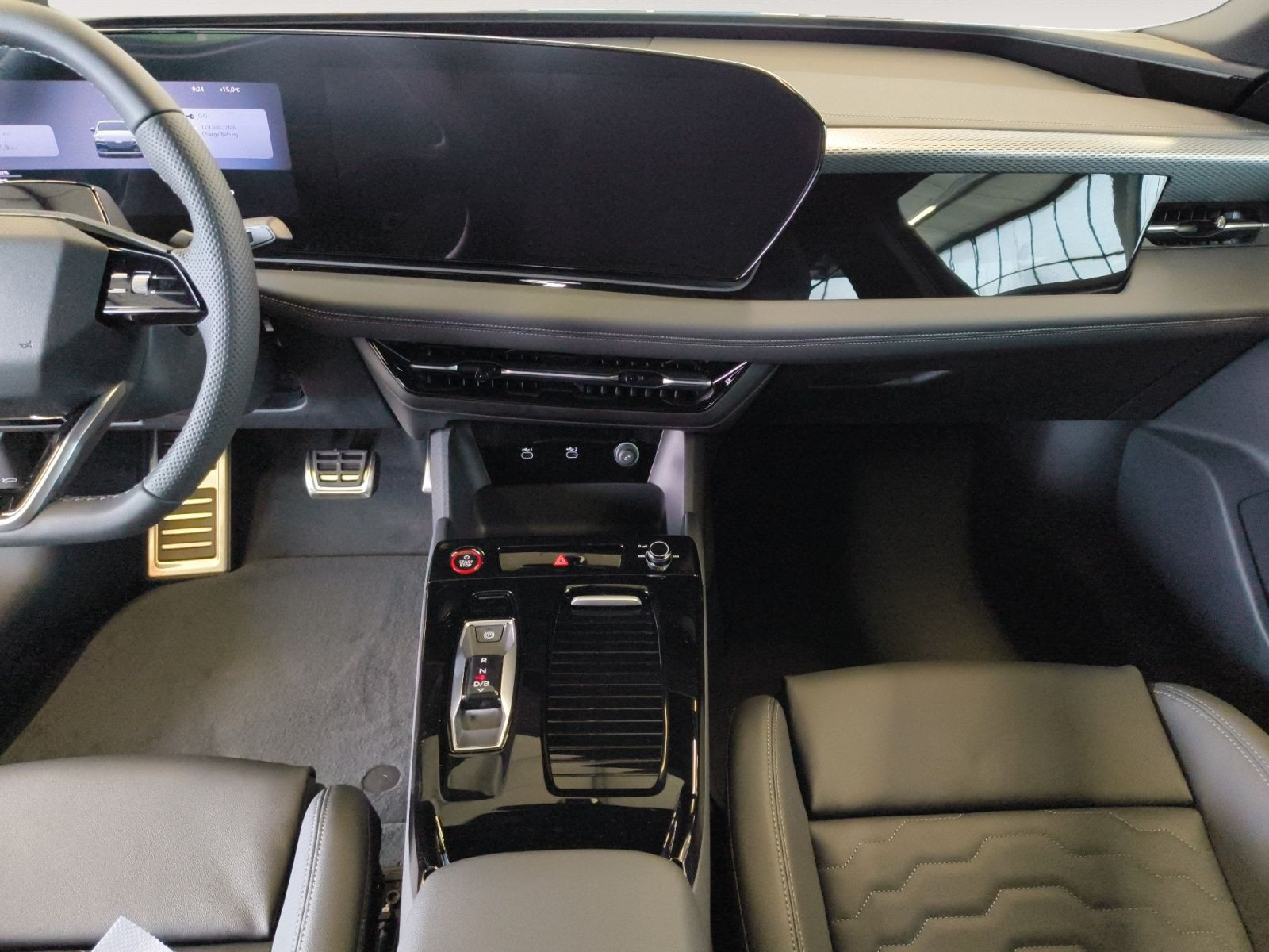 Audi - S6 Sportback e-tron_12