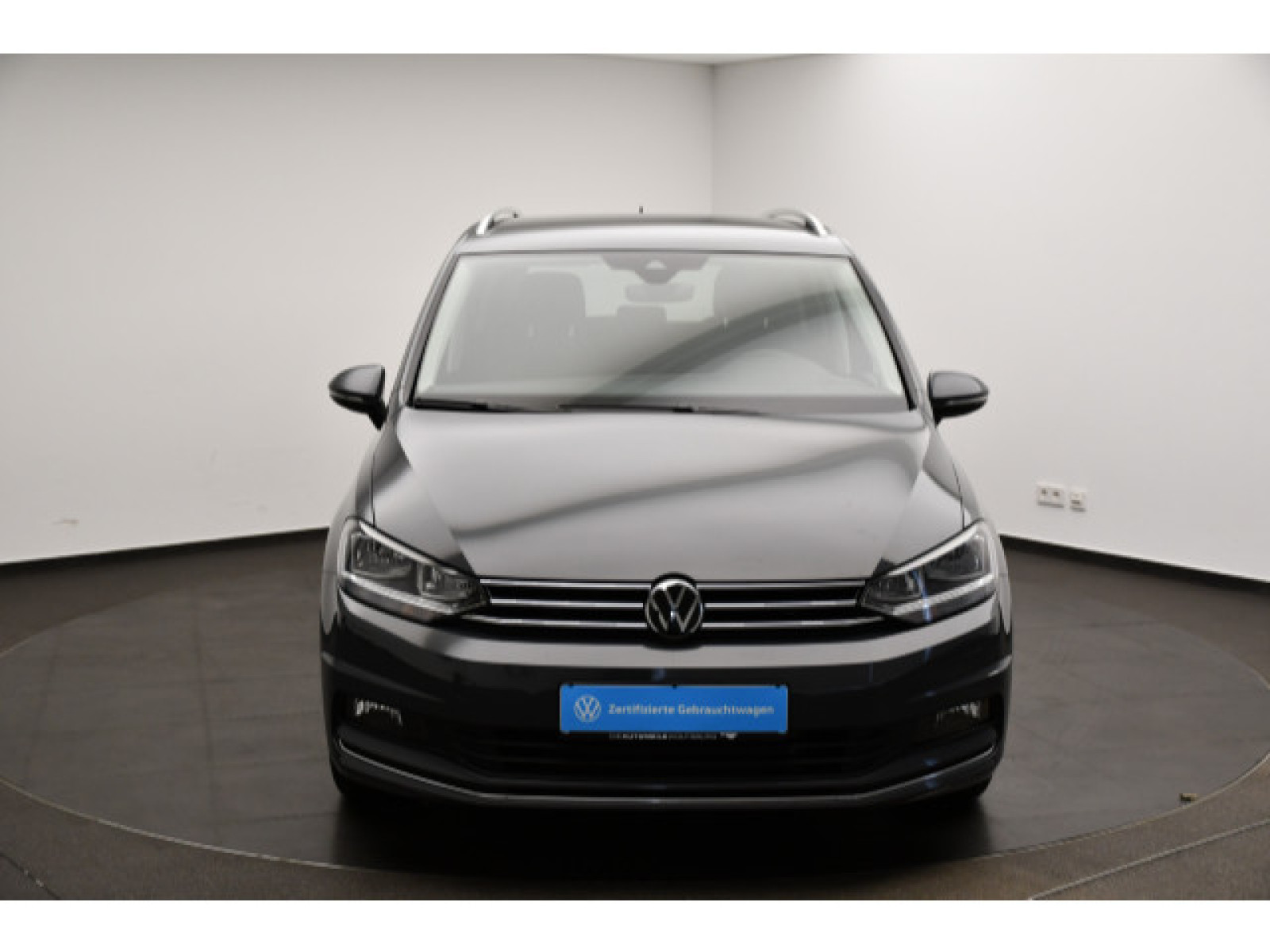 Volkswagen - Touran_19