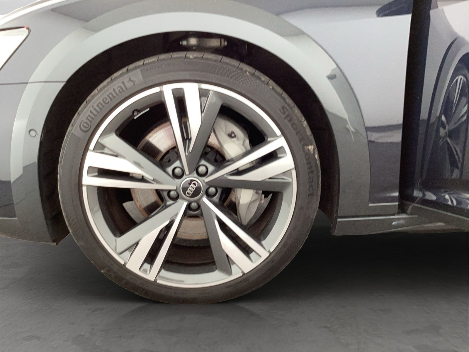 Audi - A6 allroad quattro_15