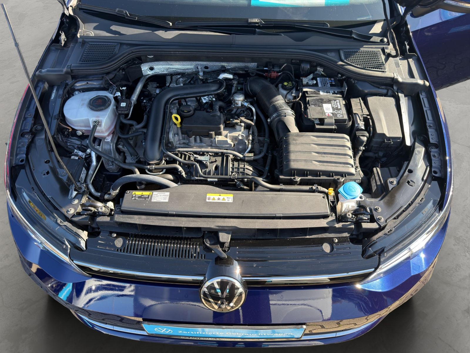 Volkswagen - Golf_19