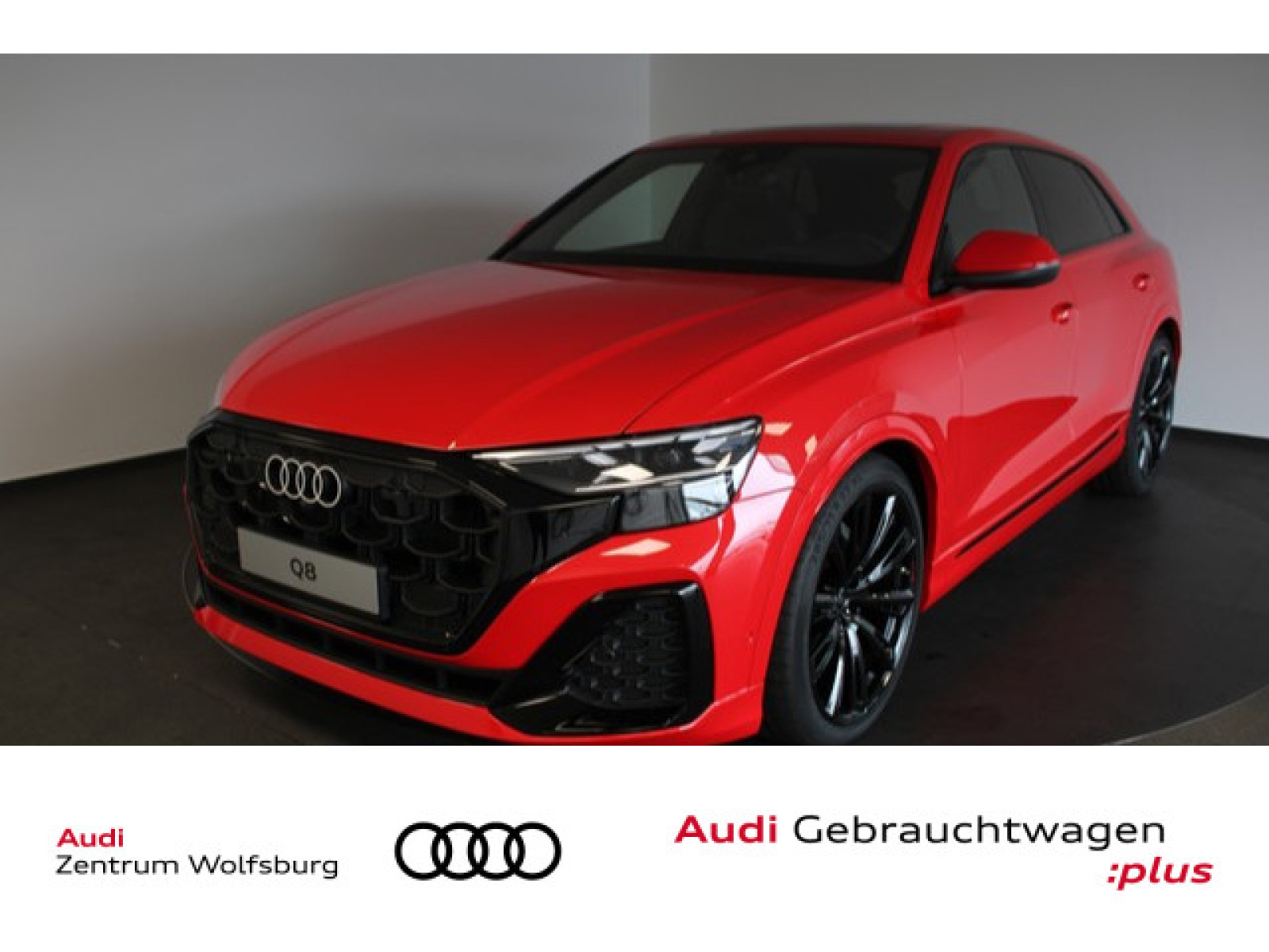 Audi - Q8_1