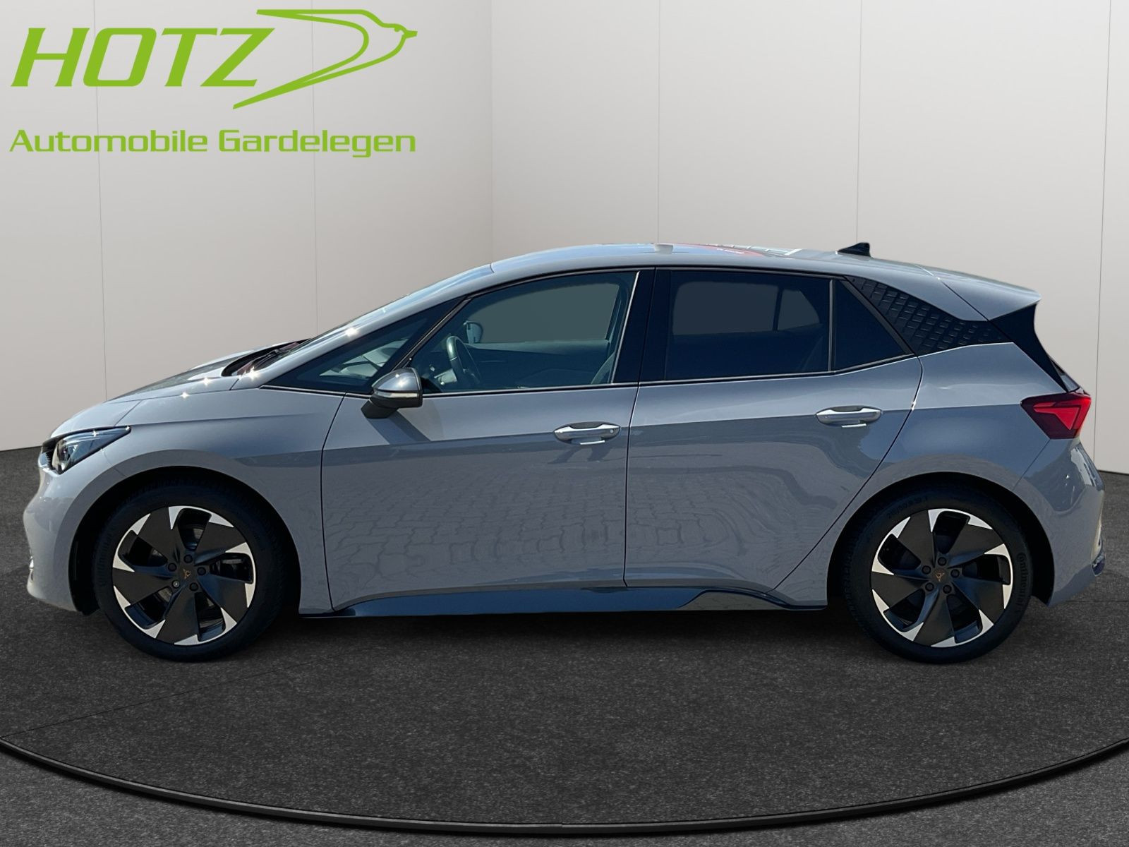 Cupra - Born_3