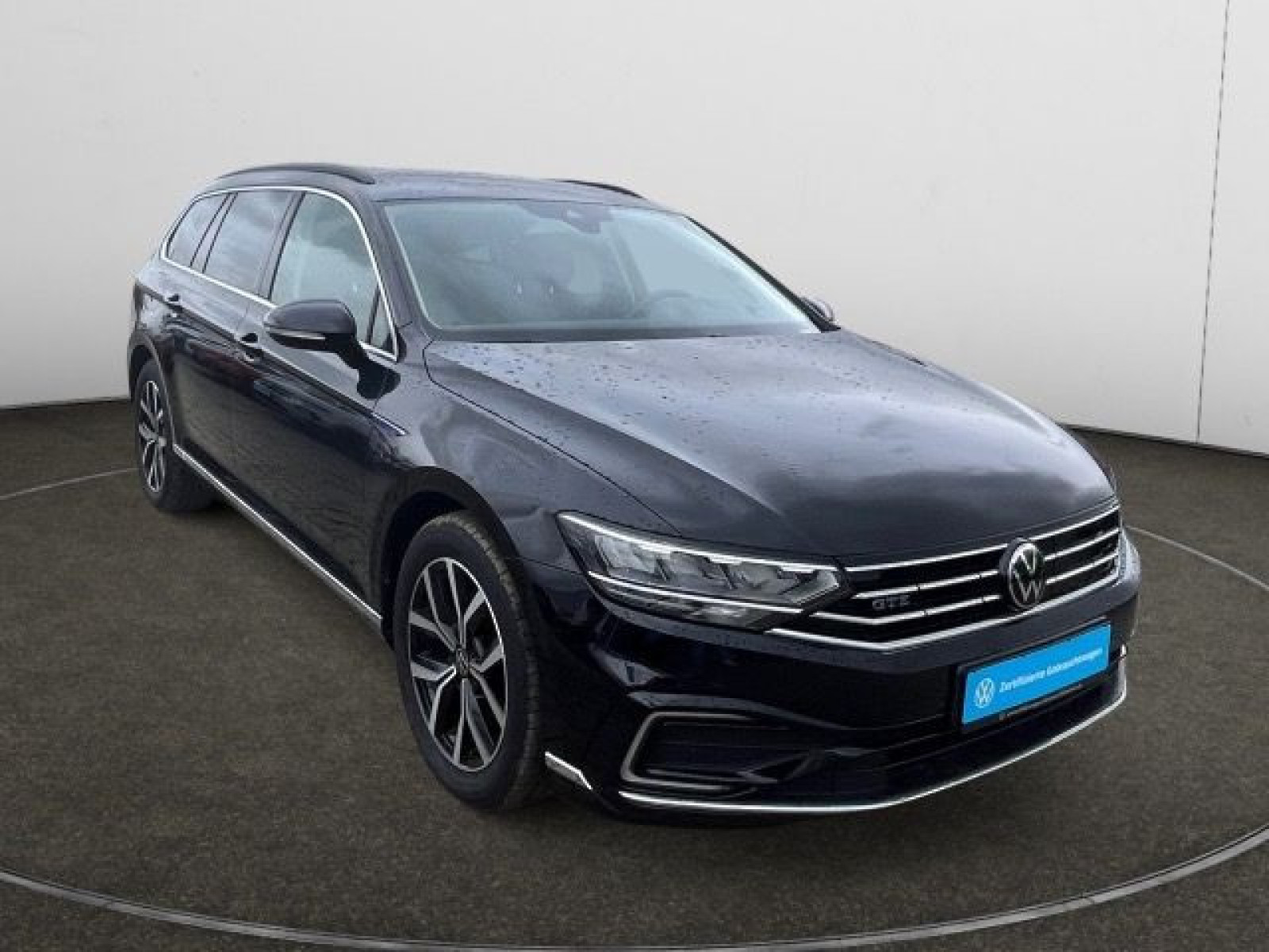 diagonal-frontansicht-aussen