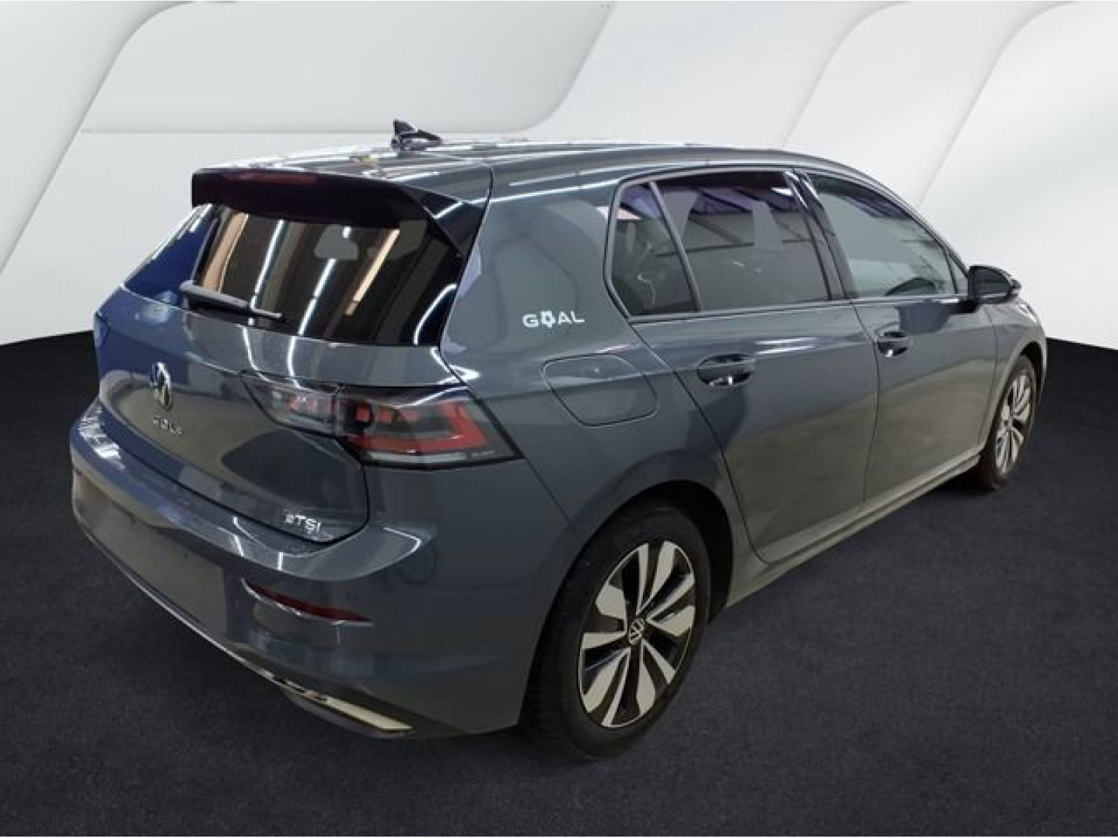 Volkswagen - Golf_2
