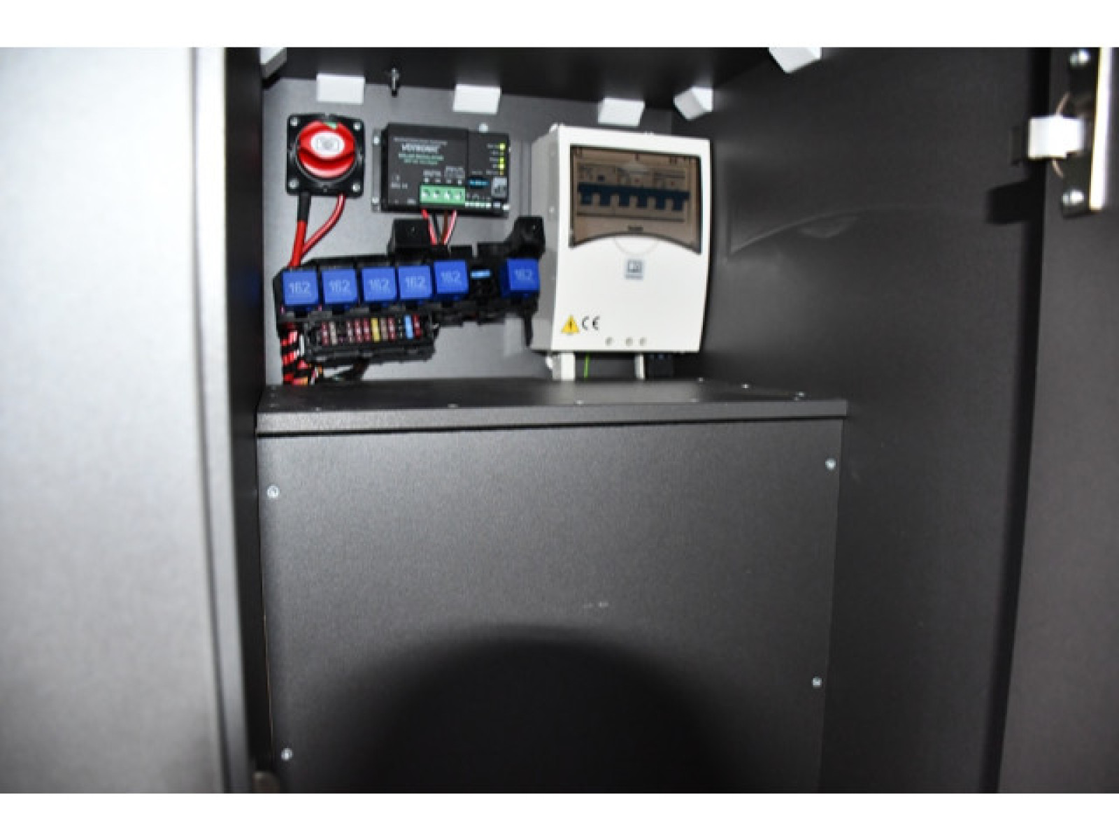 Volkswagen - California_24