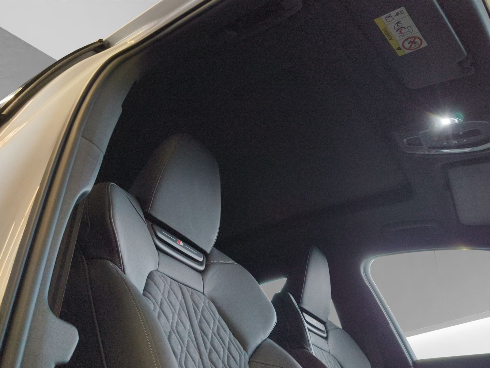 Audi - Q6 e-tron_22