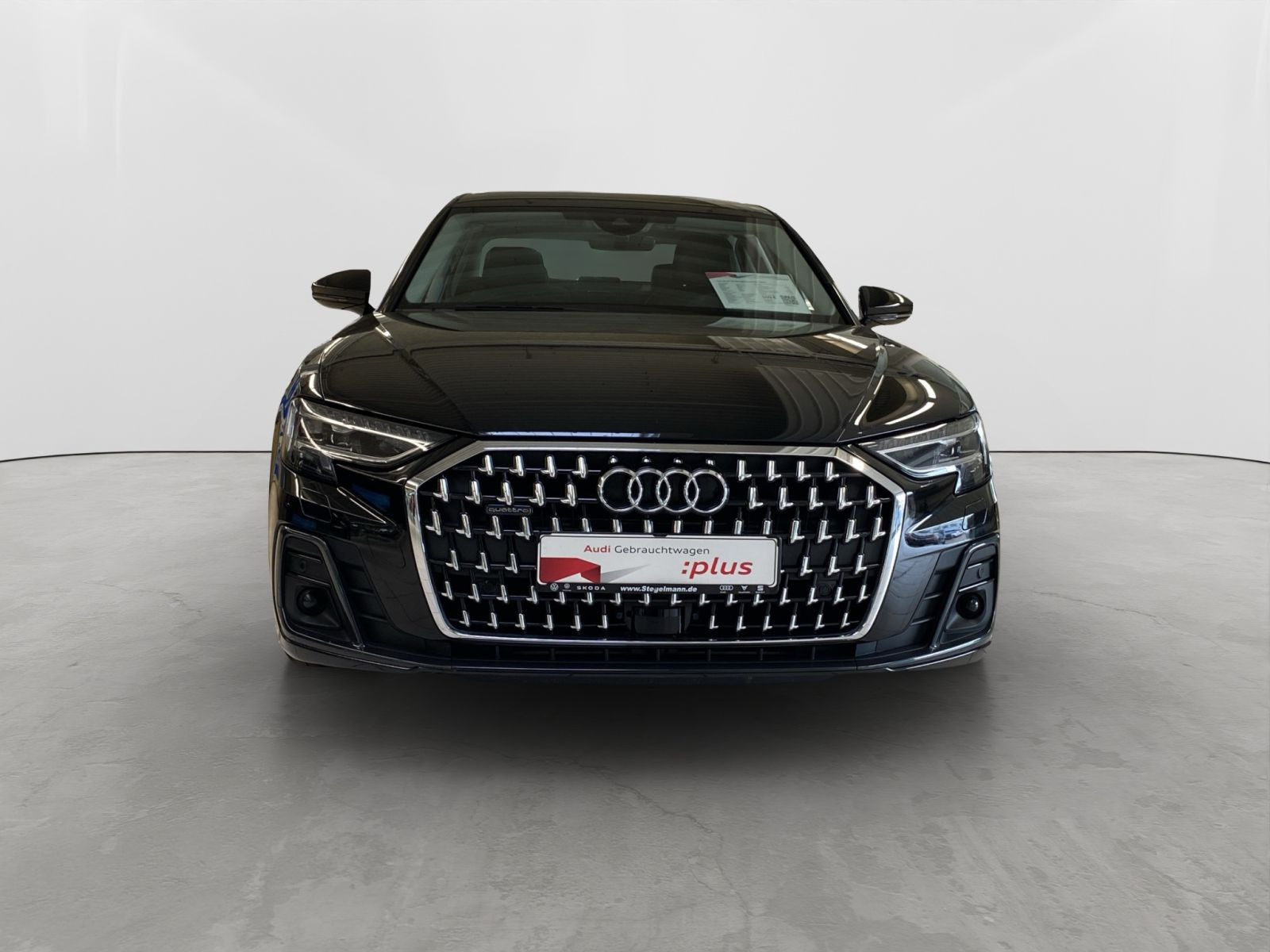 Audi - A8_9