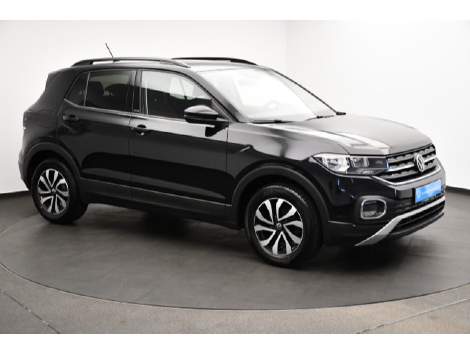 Volkswagen - T-Cross_12