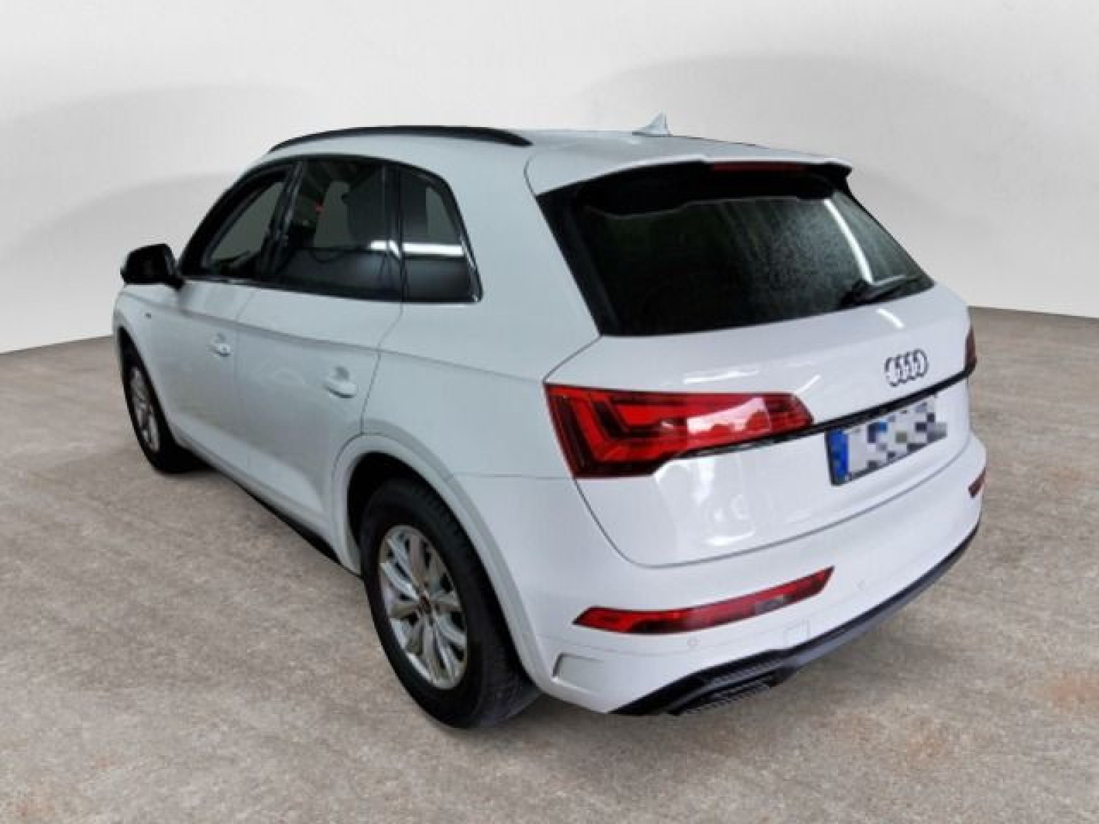 Audi - Q5_4