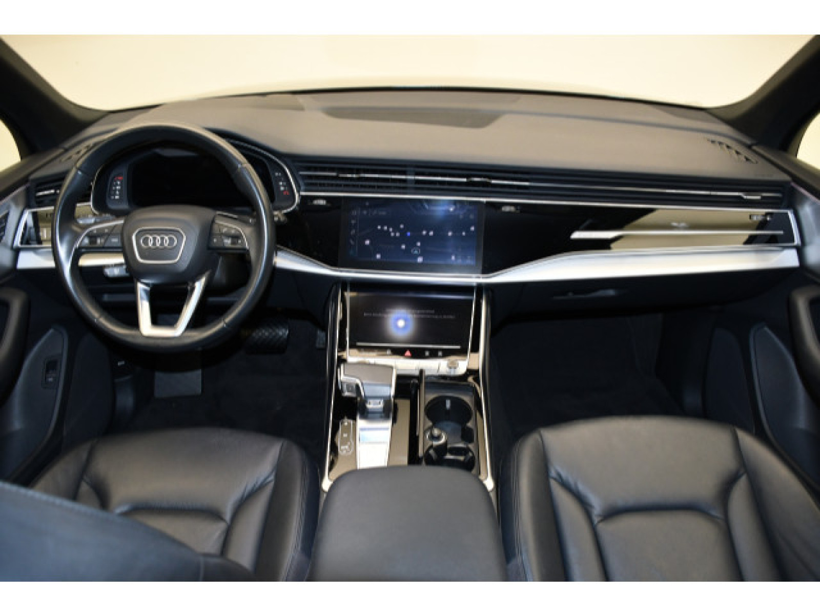 Audi - Q7_5