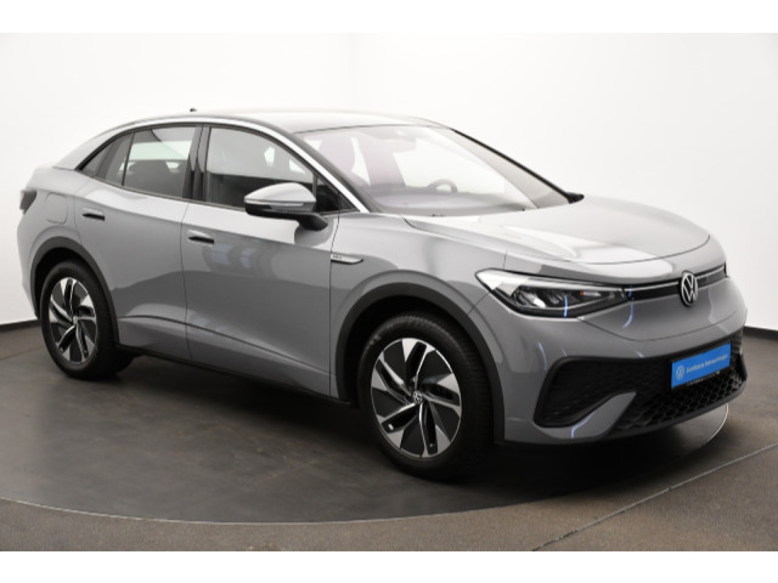 diagonal-frontansicht-aussen diagonal-frontansicht-aussen