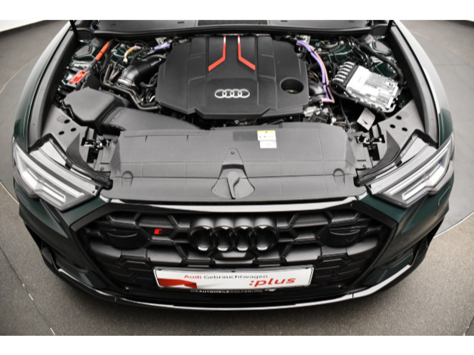 Audi - S6 Avant_12