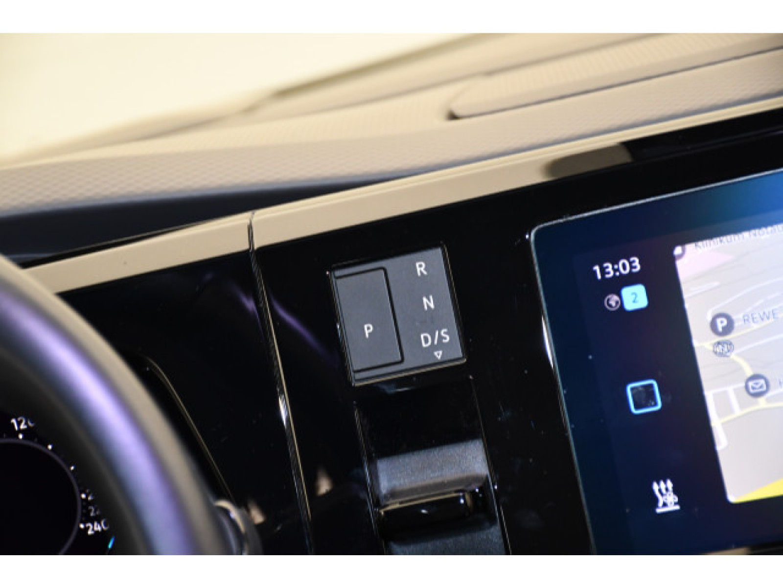 Volkswagen - Multivan_6