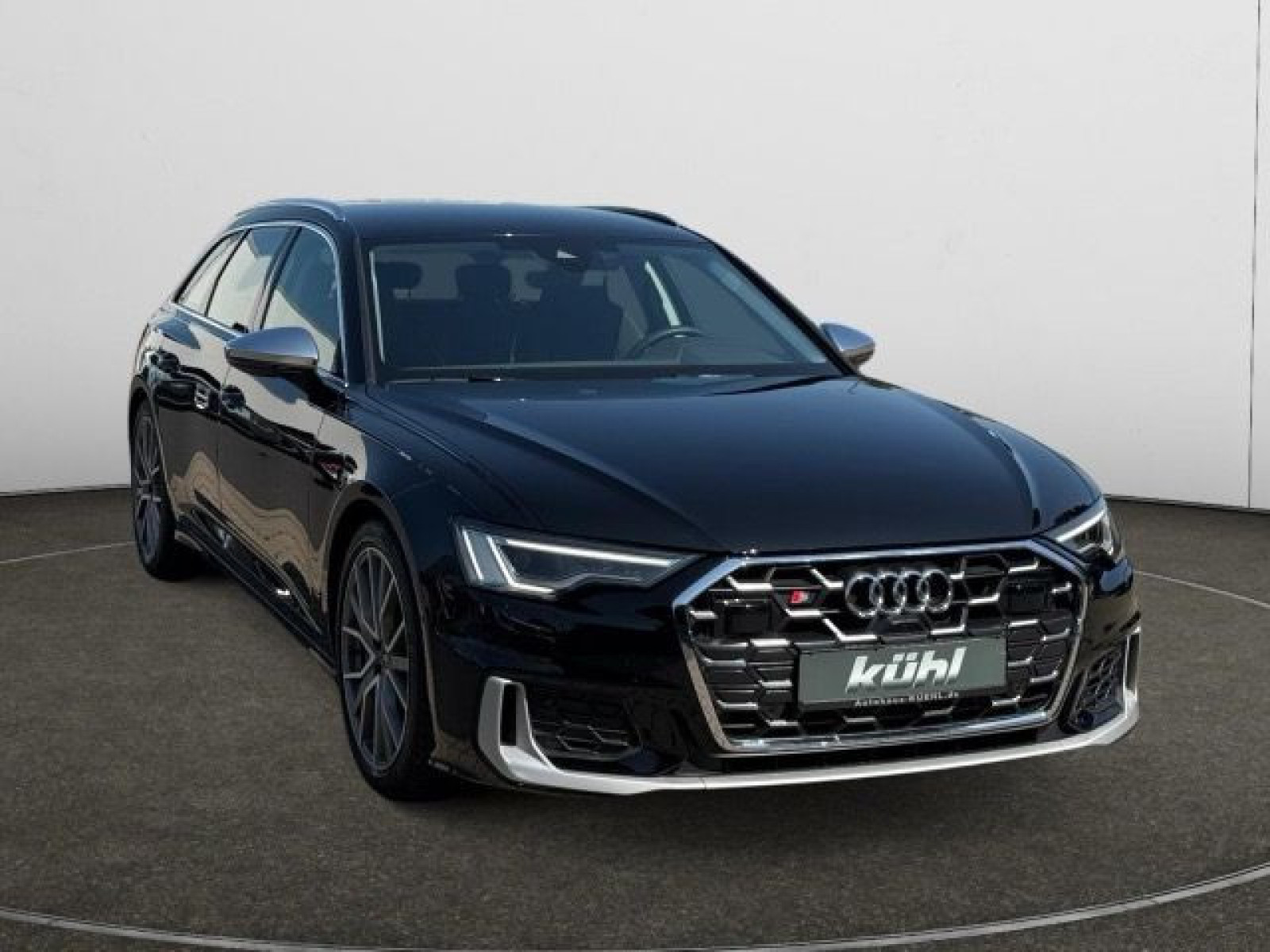 Audi - S6 Avant_8