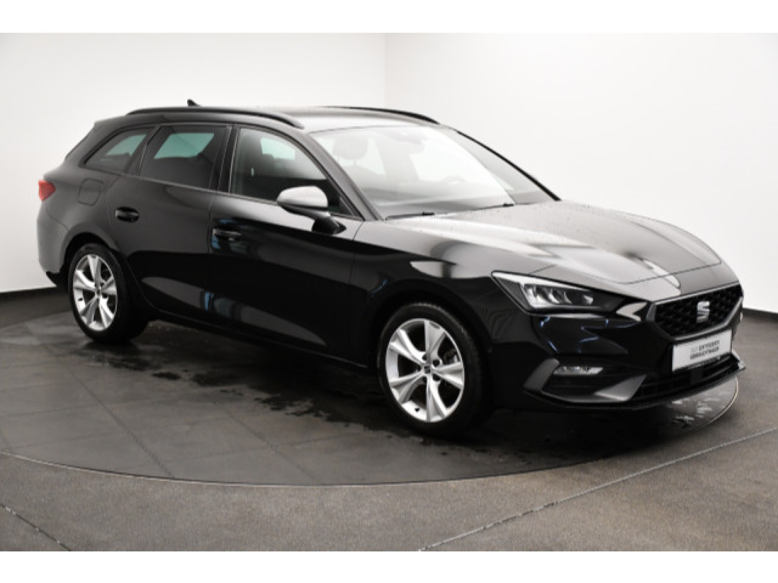 Seat - Leon_13