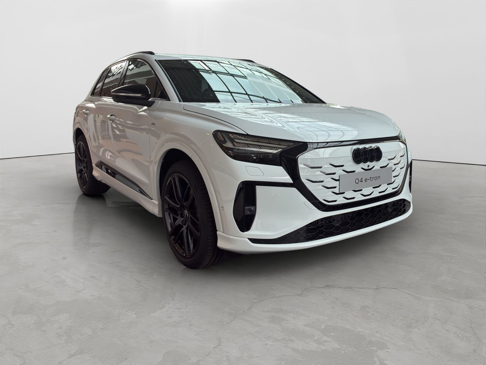 Audi - Q4 e-tron_7