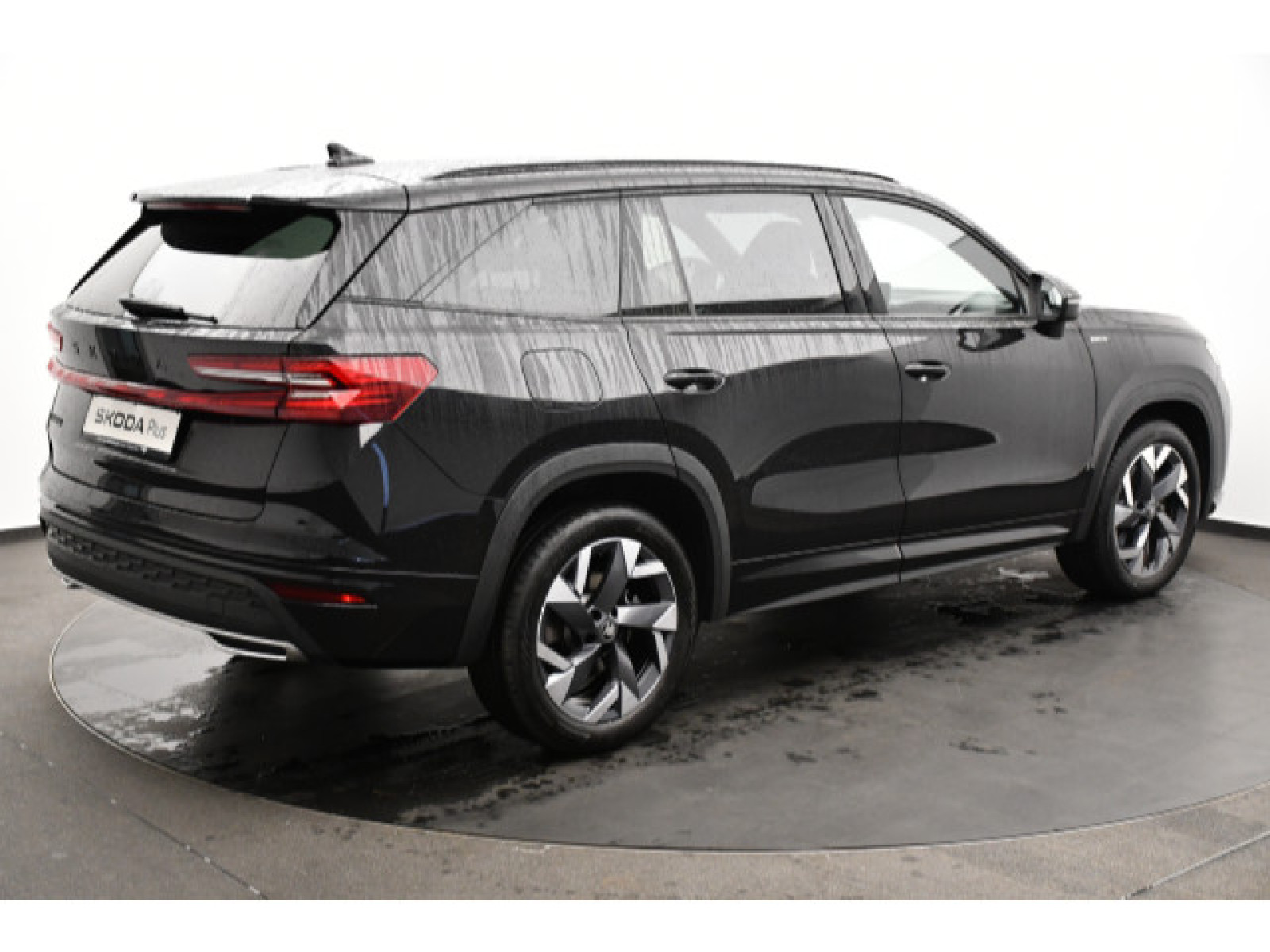 diagonalansicht-hinten-aussen