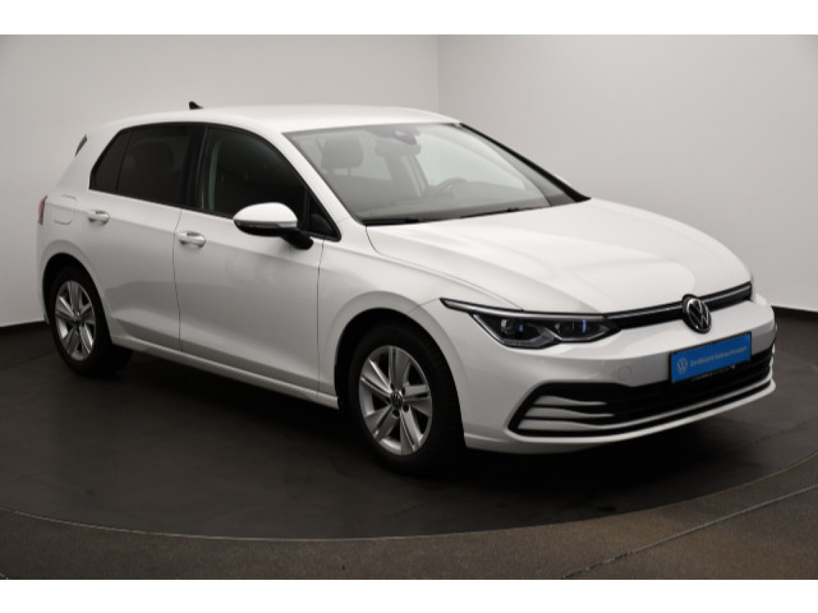 diagonal-frontansicht-aussen