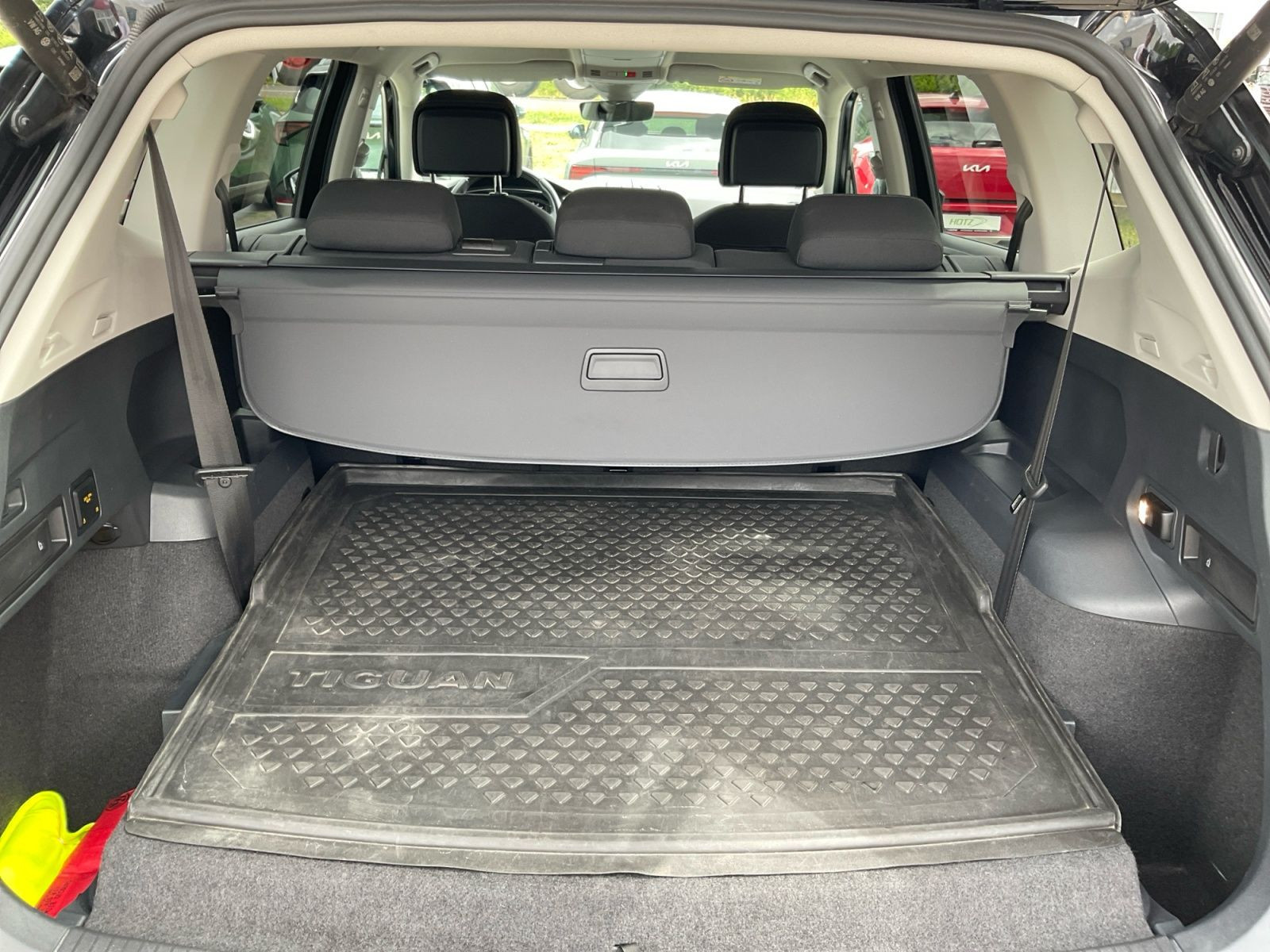 Volkswagen - Tiguan Allspace_16