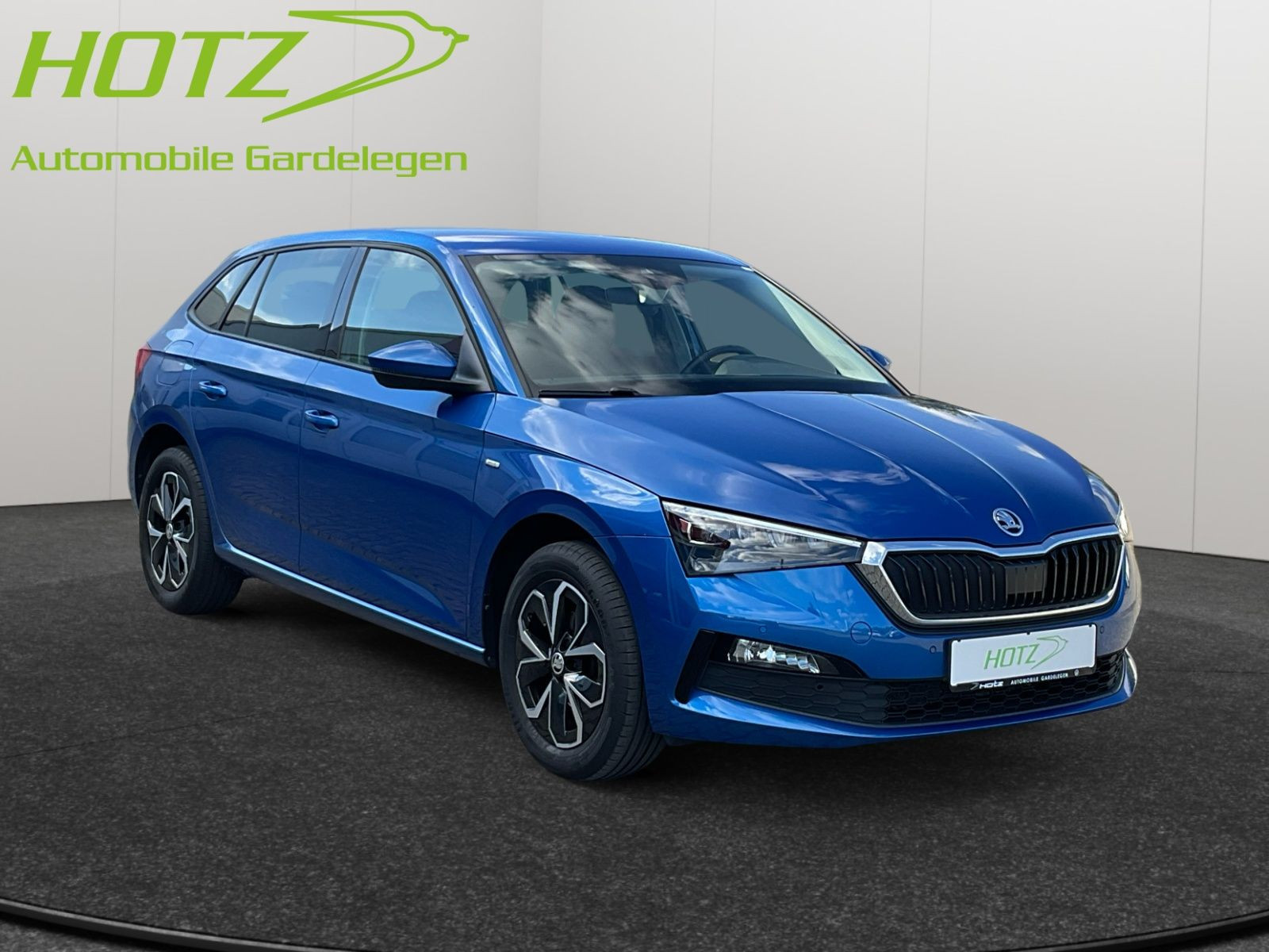 diagonal-frontansicht-aussen diagonal-frontansicht-aussen