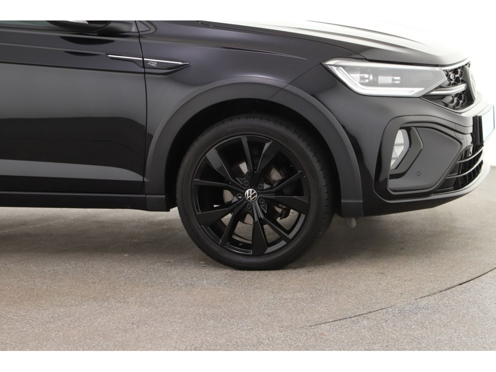 Volkswagen - Taigo_3