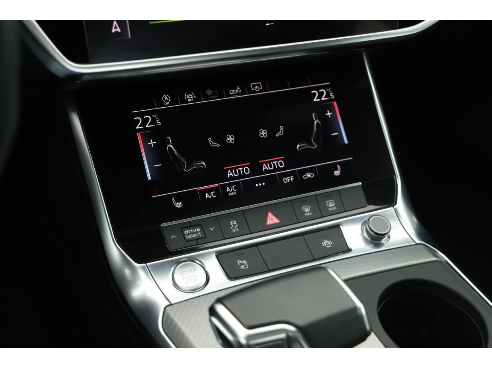 Audi - A6 Avant_13