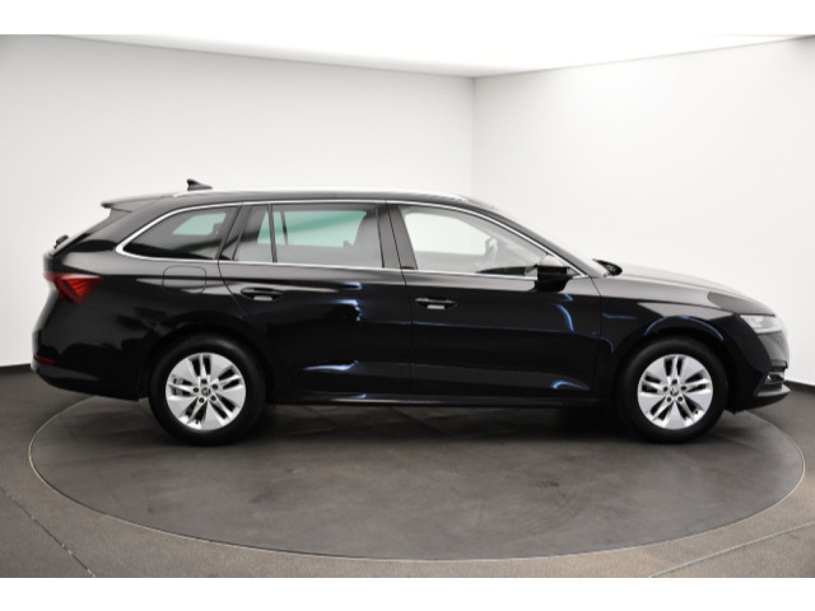 Škoda - Octavia_17