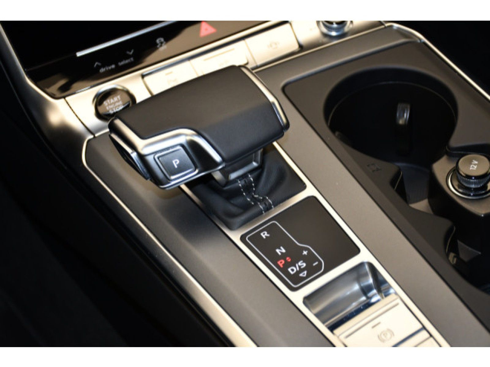 Audi - A6 Avant_8