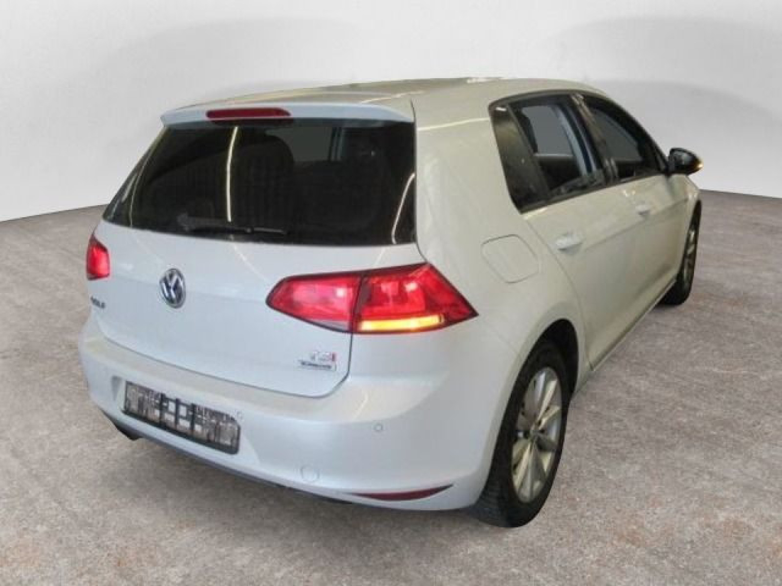 diagonalansicht-hinten-aussen