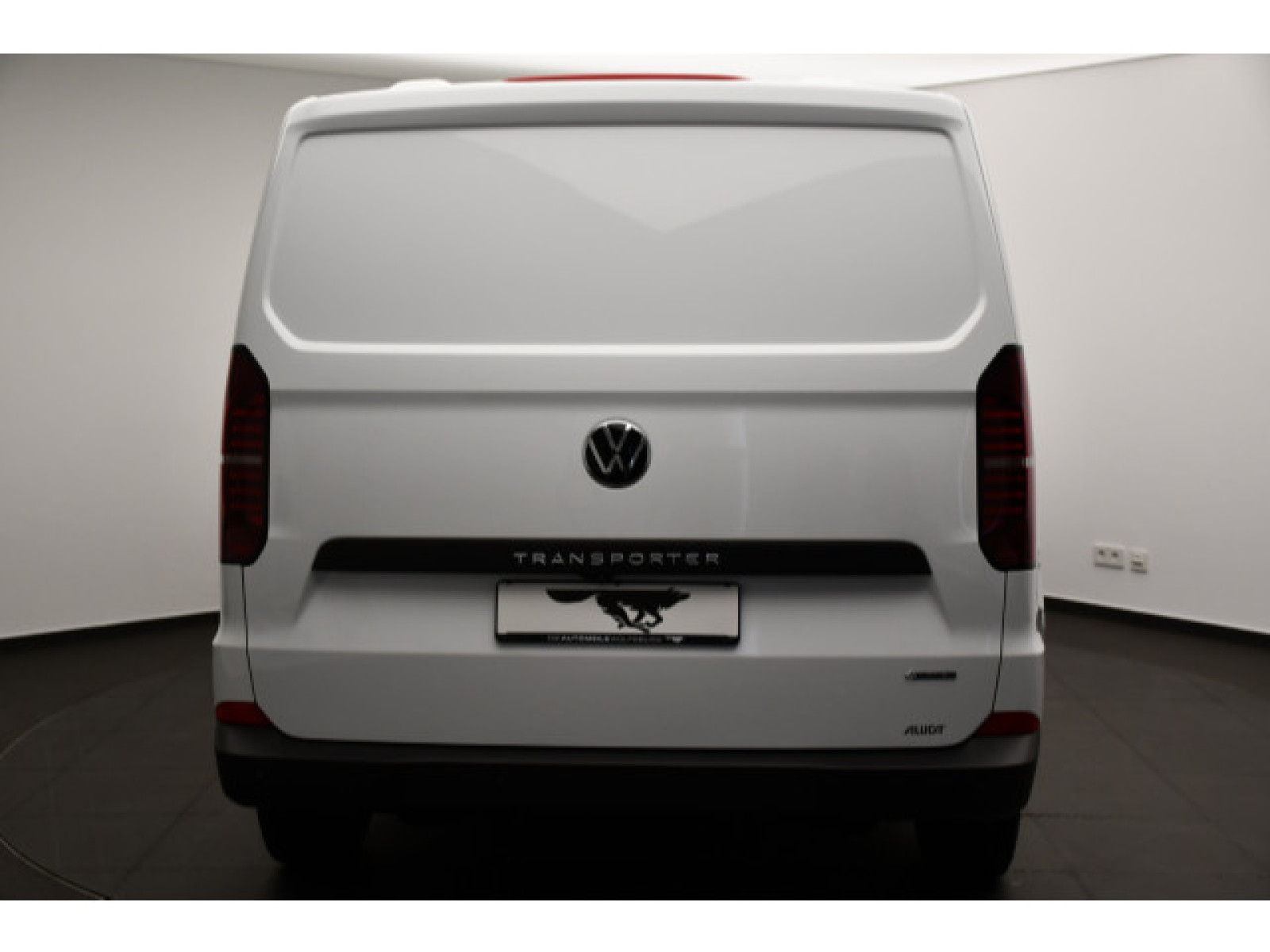 Volkswagen - New Transporter_22