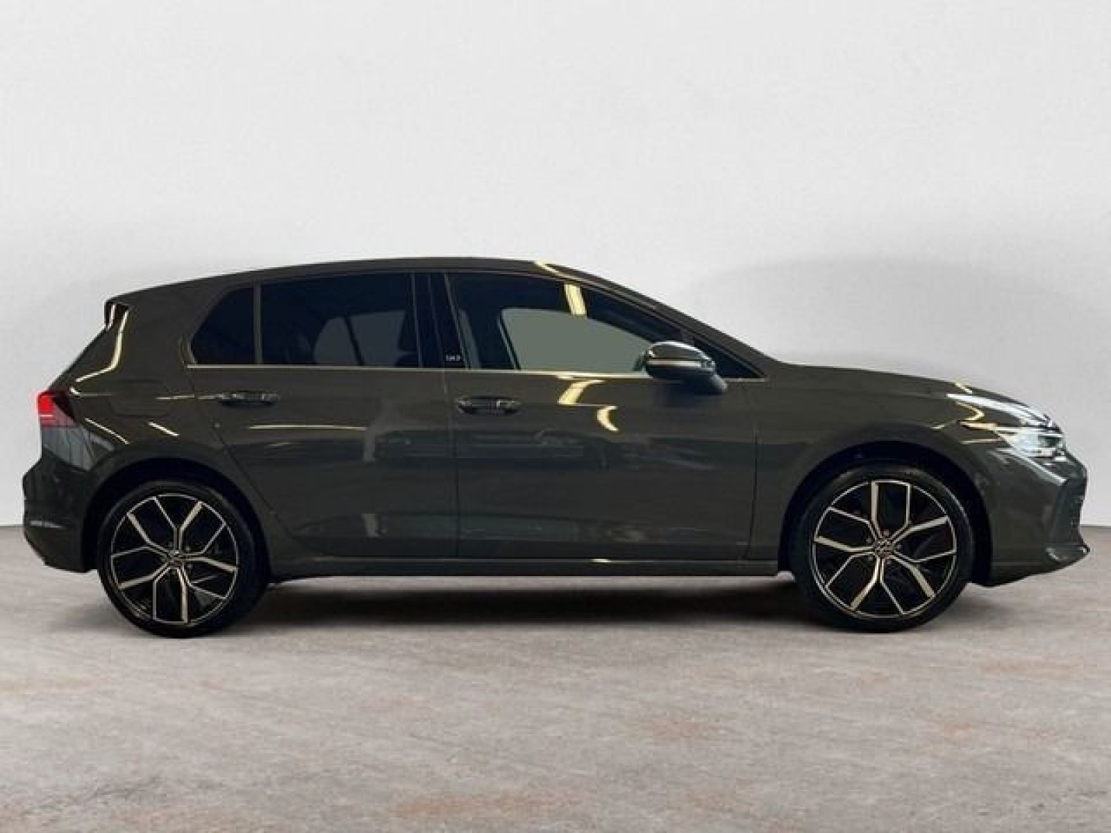 Volkswagen - Golf_6