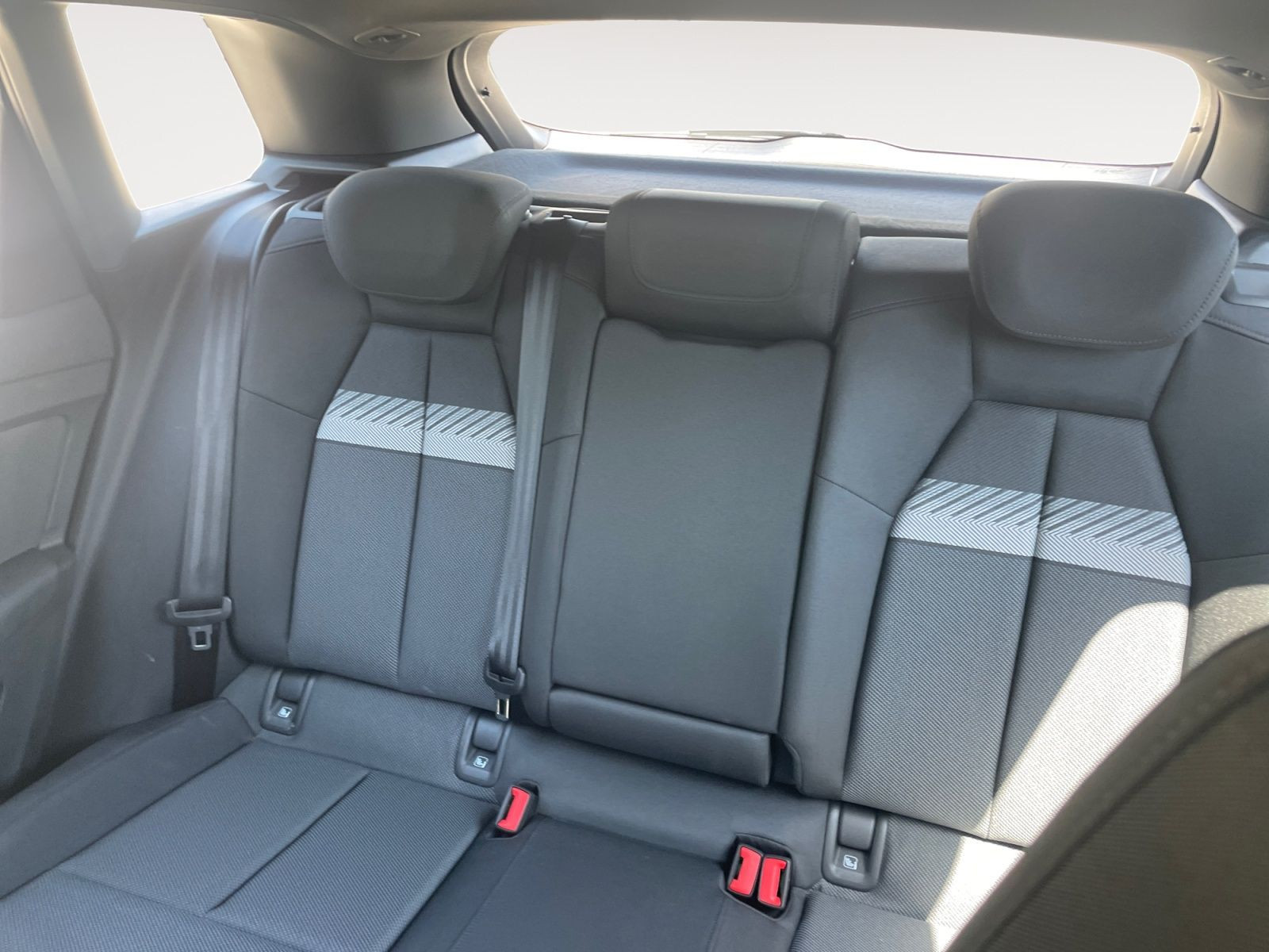 Audi - Q4 e-tron_15