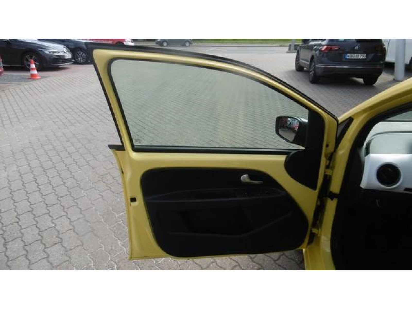 Seat - Mii_10