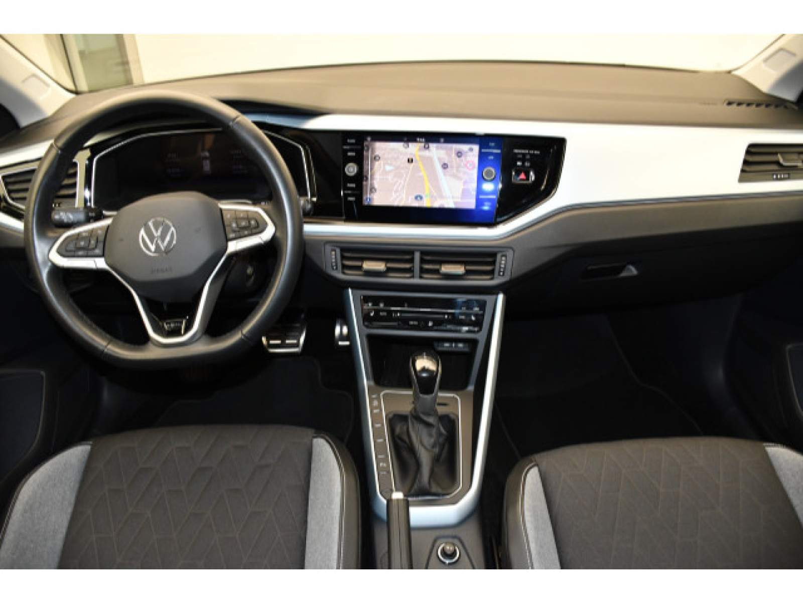 Volkswagen - Polo_4