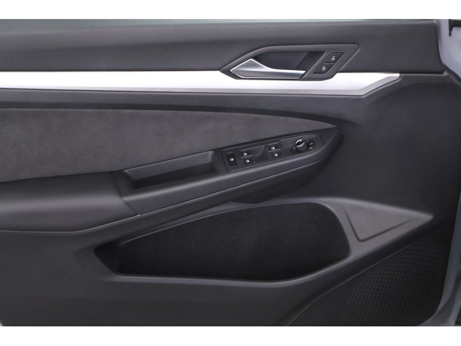 Volkswagen - Golf Variant_13