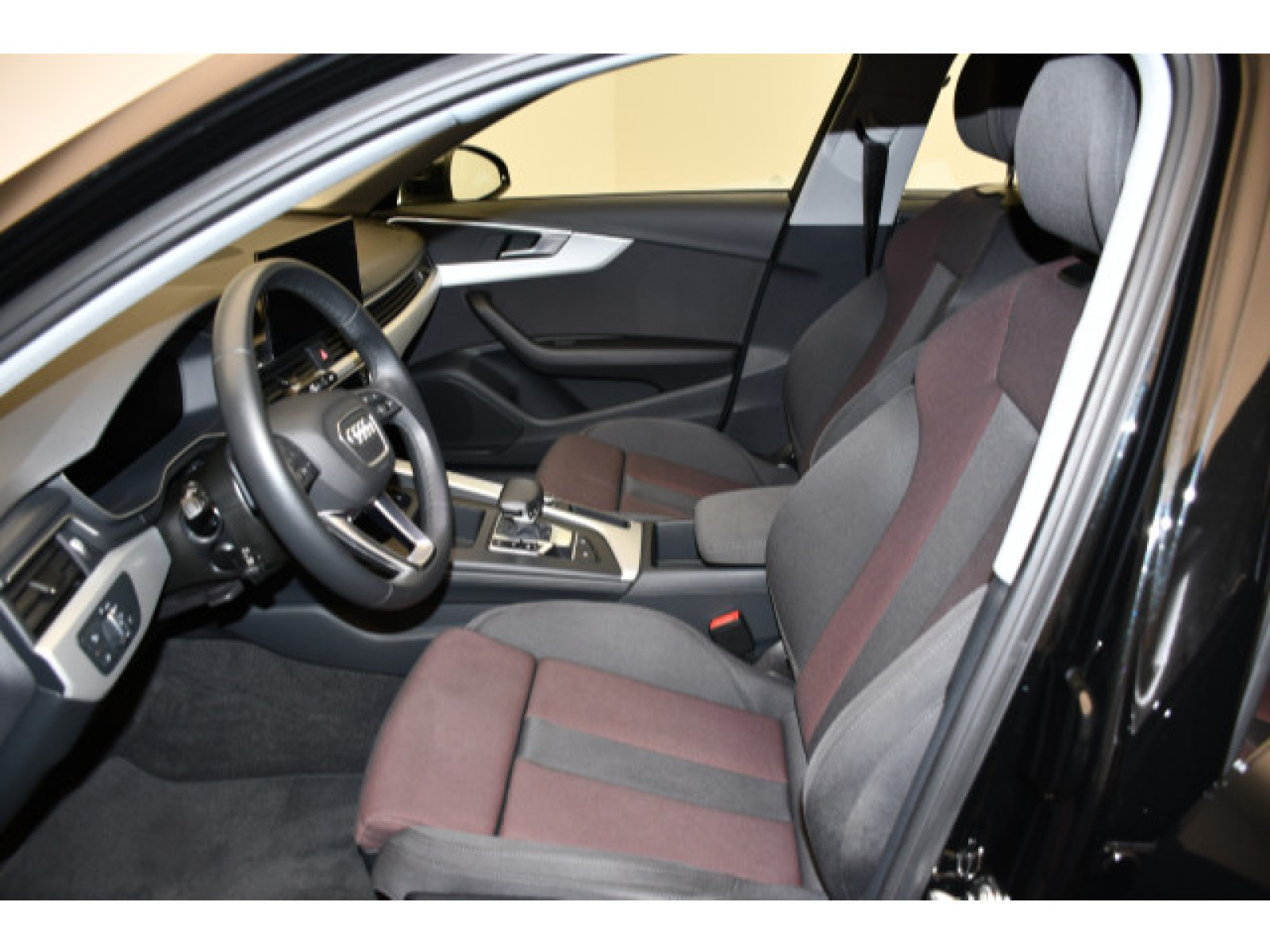 Audi - A4 Avant_3