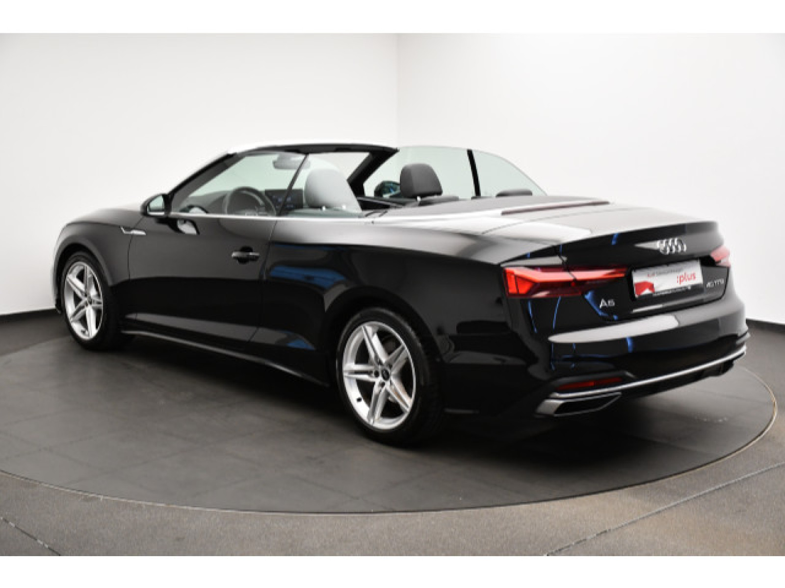 diagonalansicht-hinten-aussen