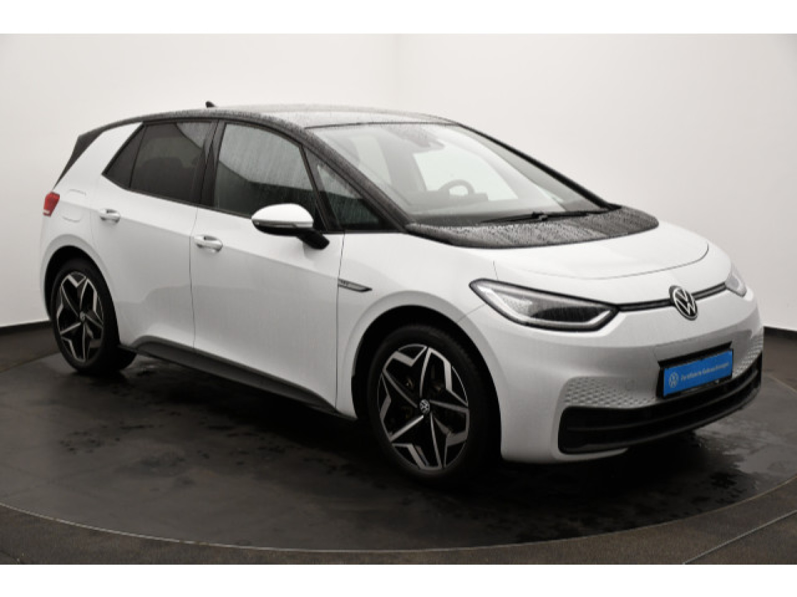 diagonal-frontansicht-aussen