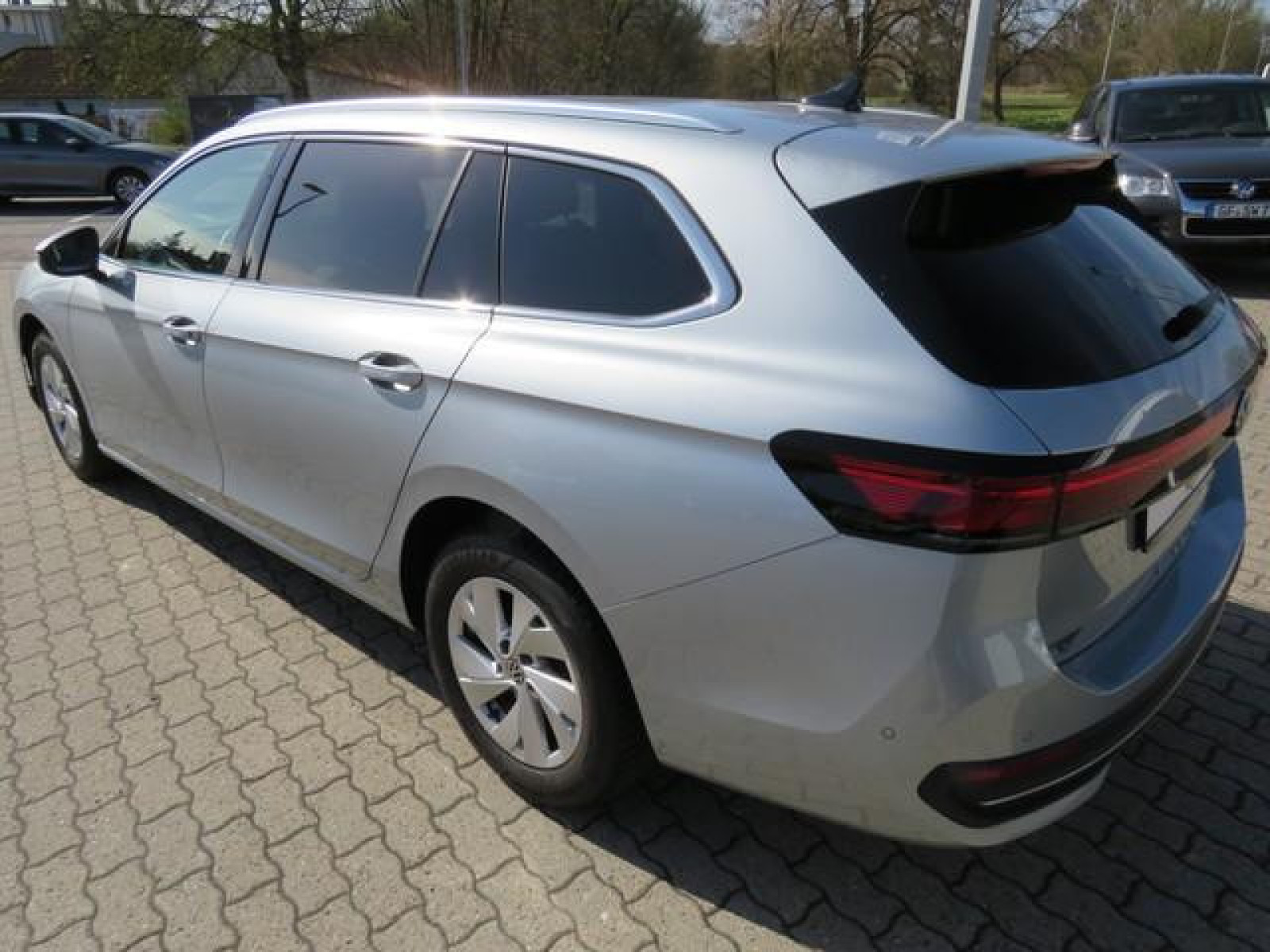Volkswagen - Passat Variant_8