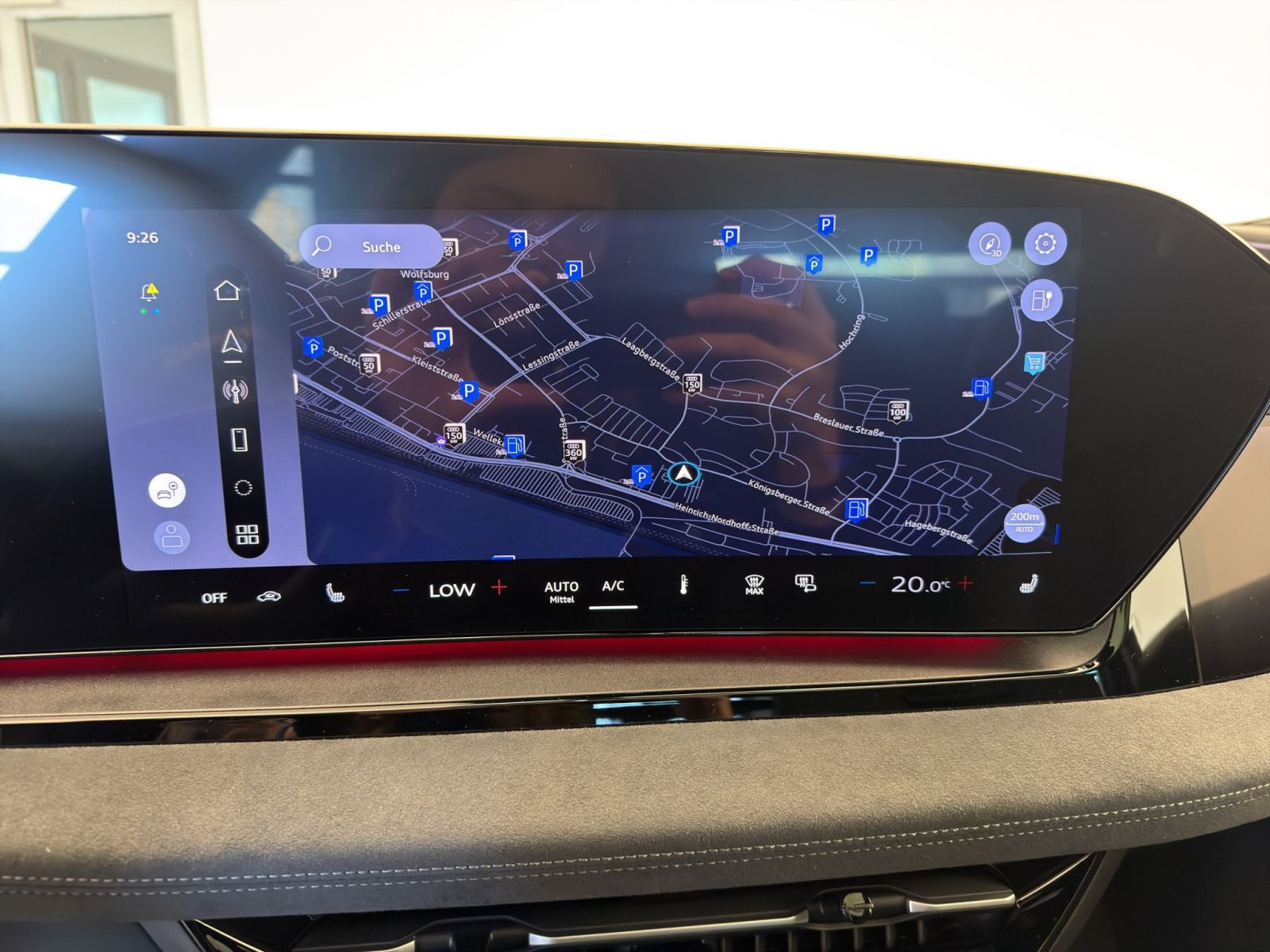 Audi - Q6 e-tron_12