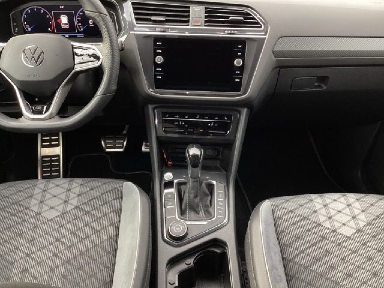 Volkswagen - Tiguan Allspace_9