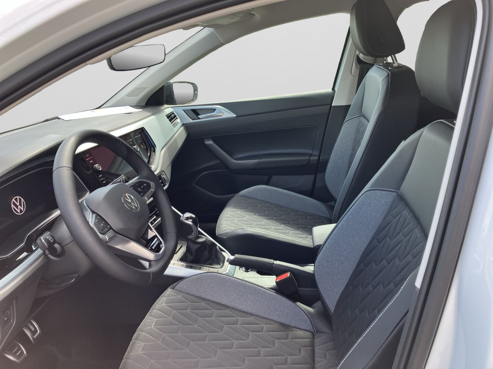 Volkswagen - Polo_10