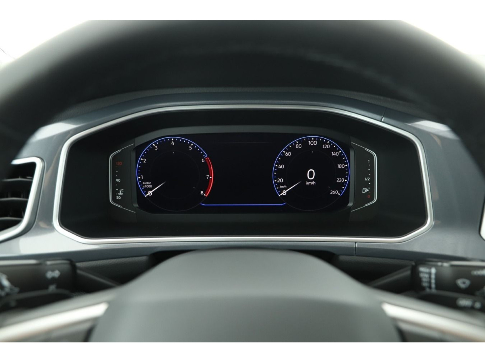 Volkswagen - T-Roc_9