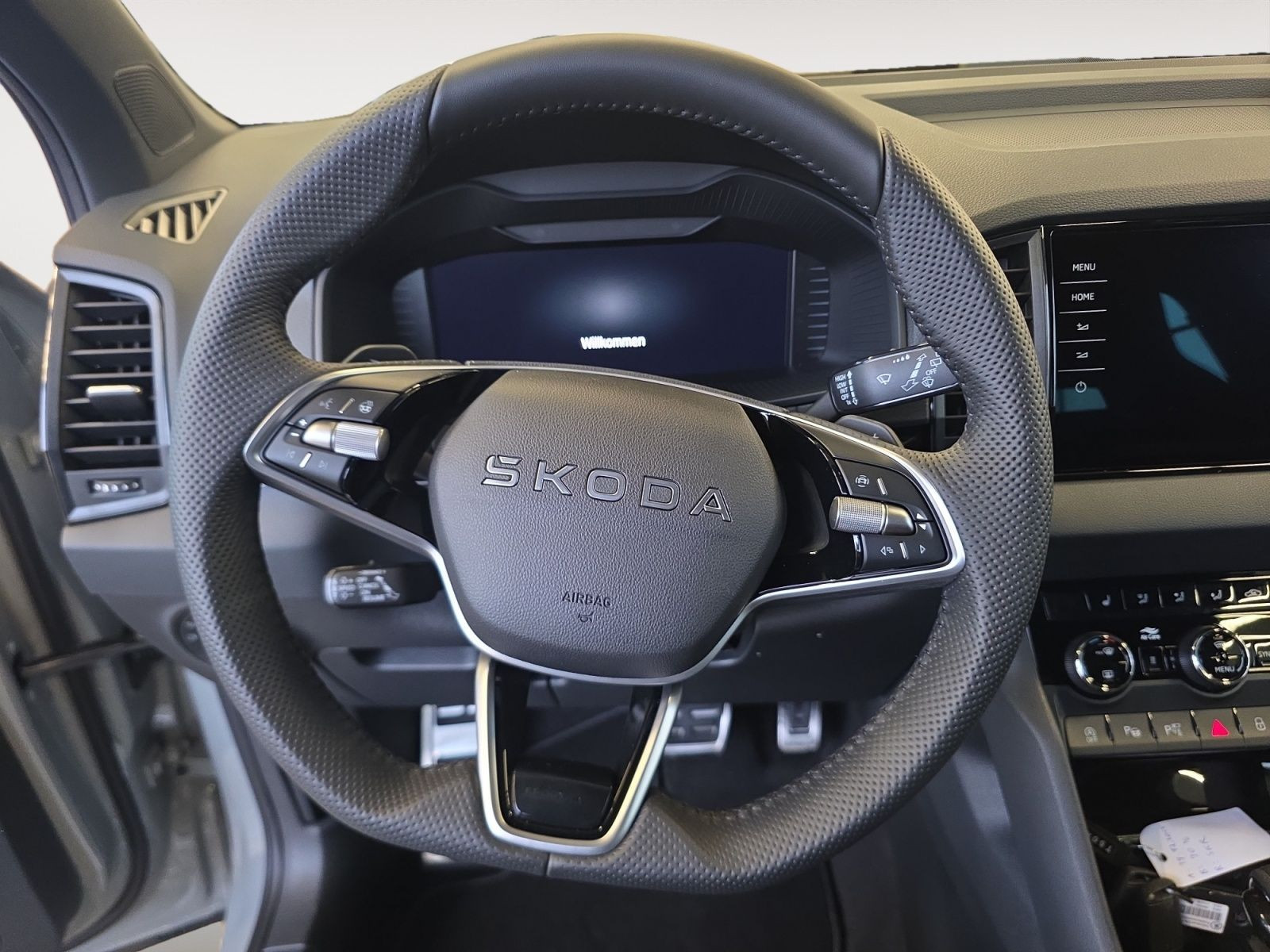 Škoda - Karoq_13