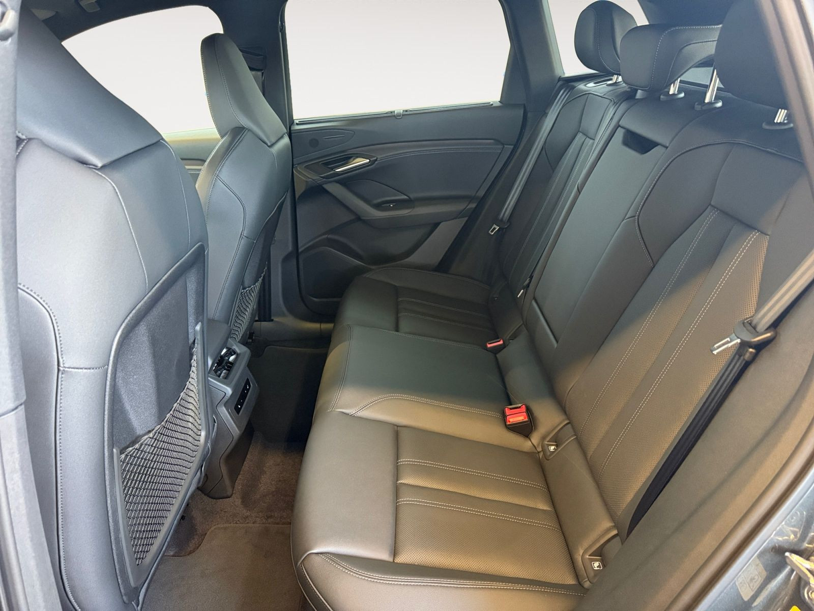 Audi - Q6 SUV e-tron_14