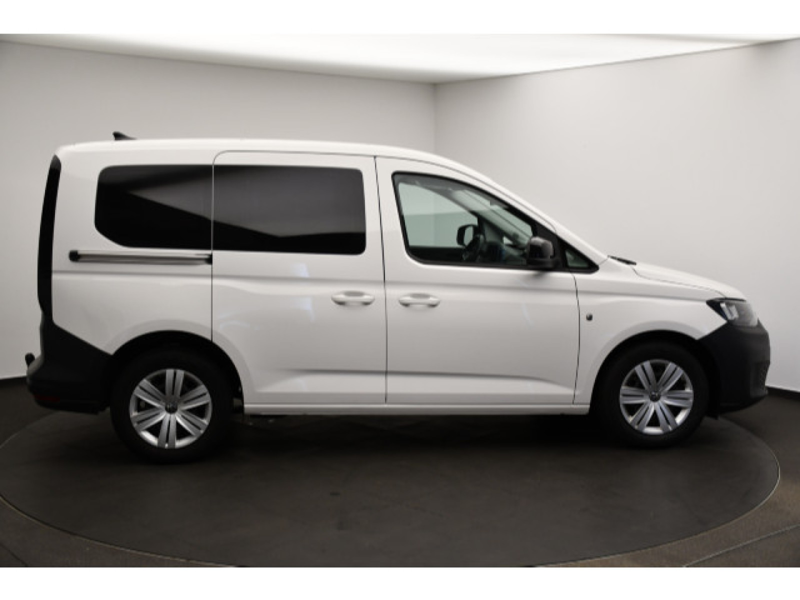 Volkswagen - Caddy_15