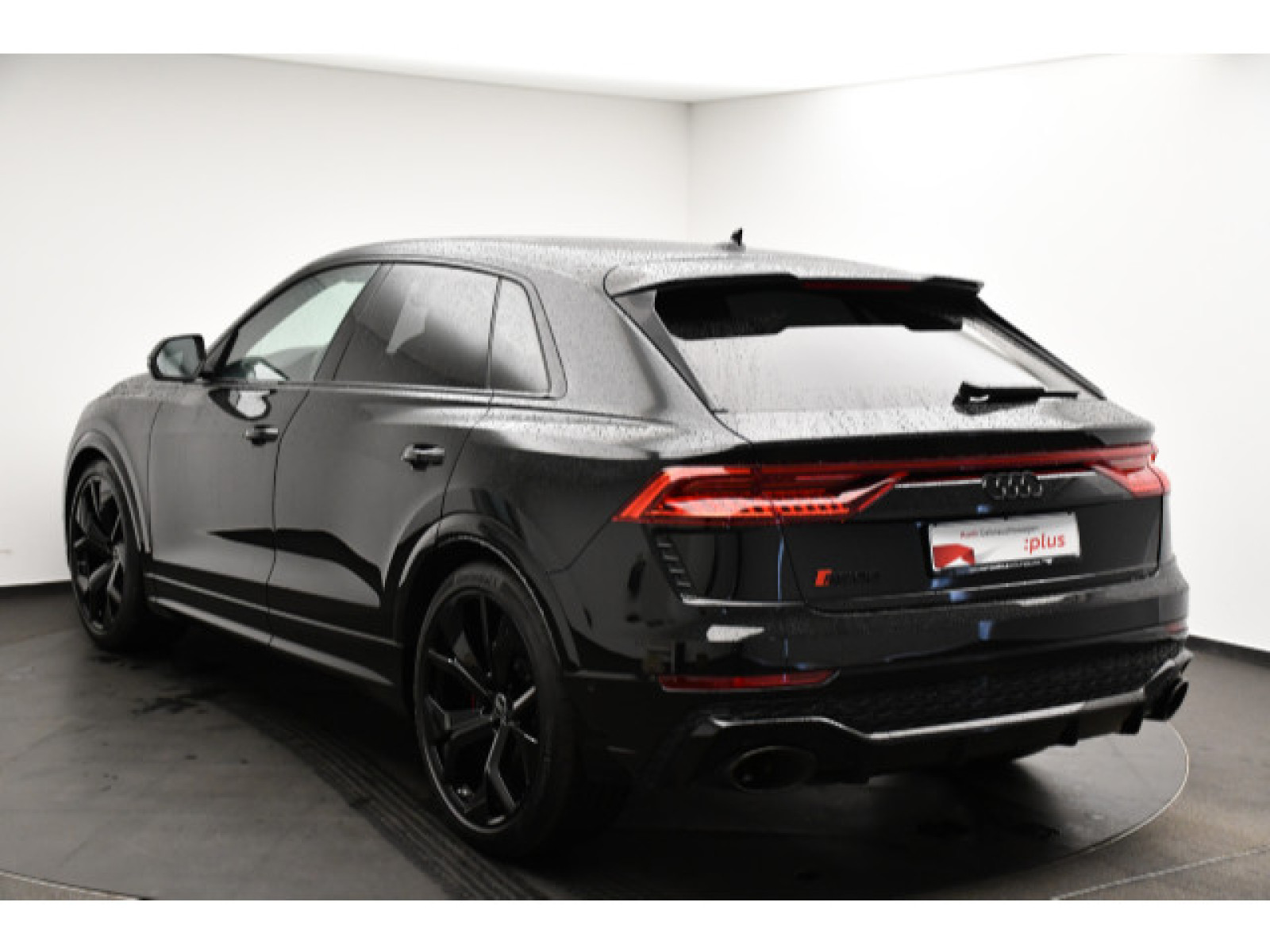 Audi - RS Q8_19