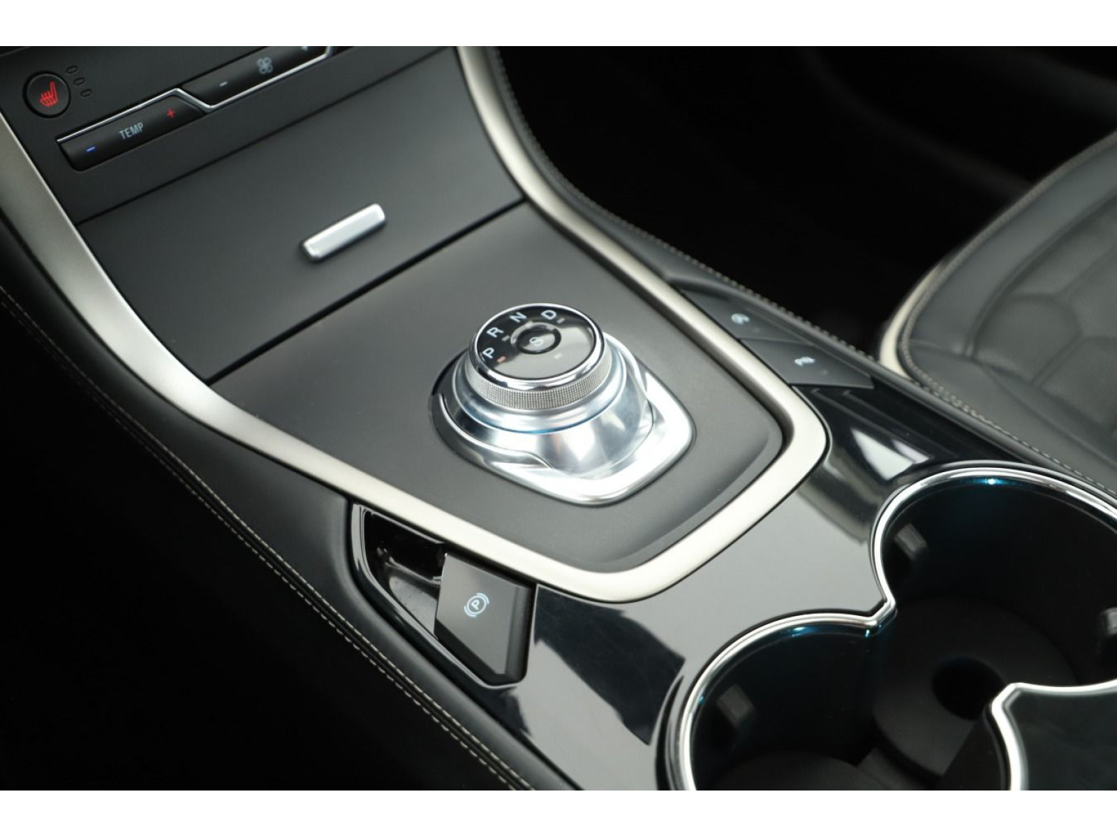 Ford - S-Max_16