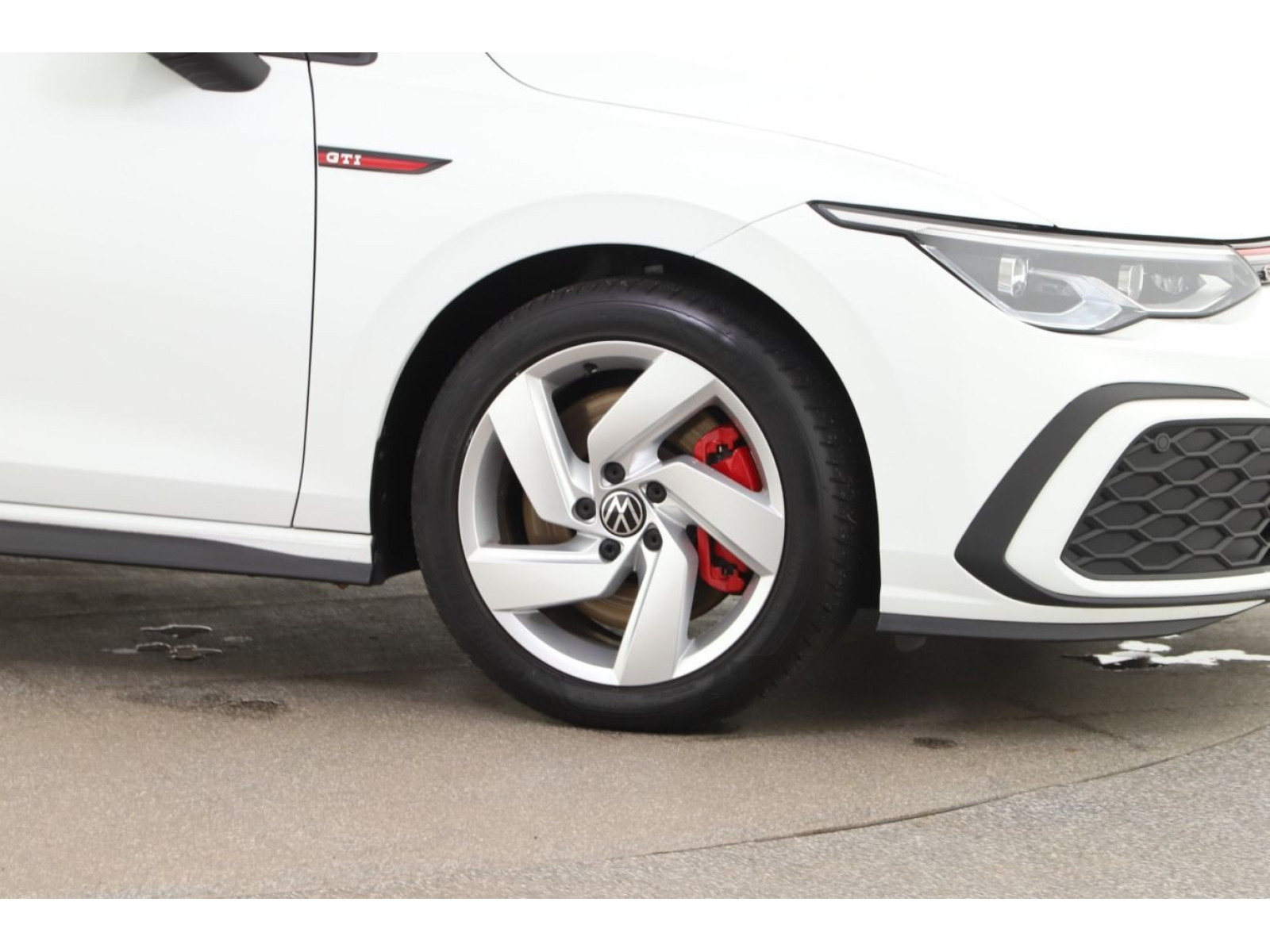 Volkswagen - Golf GTI_3